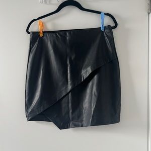 Faux leather mini skirt
